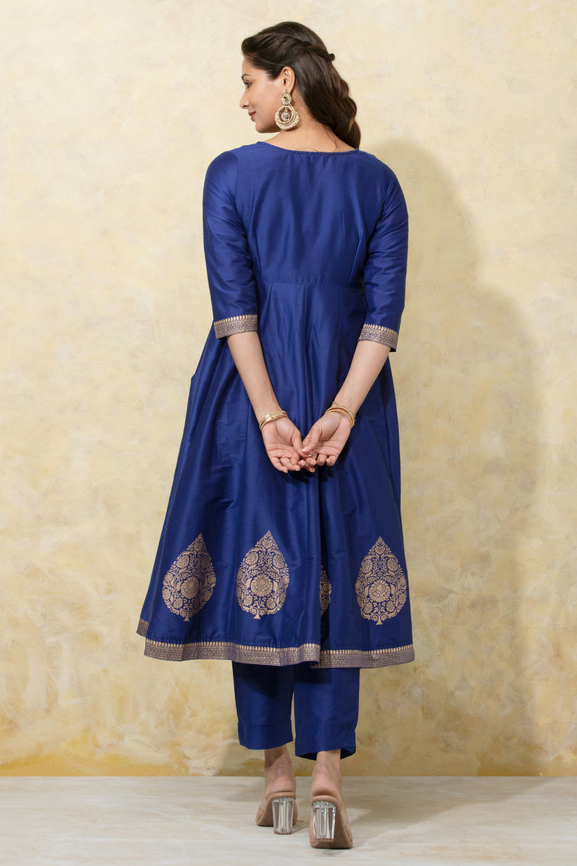 Thilagam Motif Embroidered A-Line Kurtaset with Brocade Dupatta - Blue
