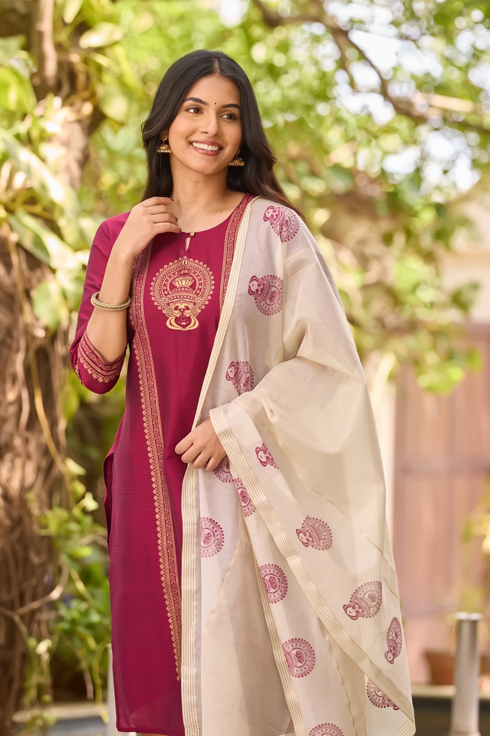 Magenta Kathakali Print Kurta Set with Off-White Tissue Dupatta