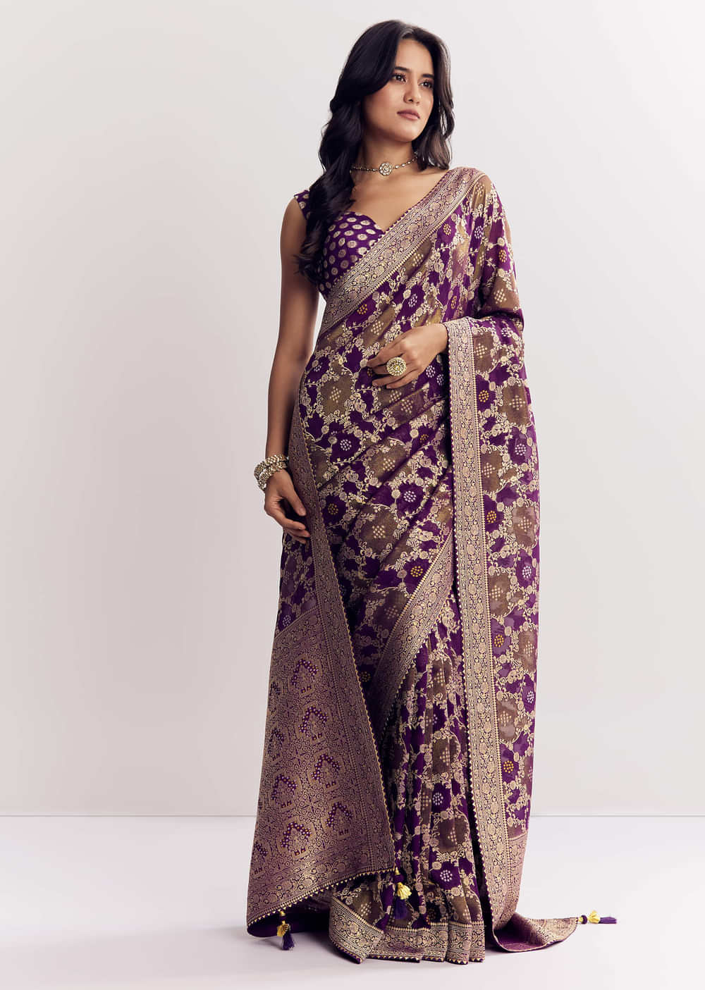 Purple Shaded Georgette Saree With Zari Jaal Work