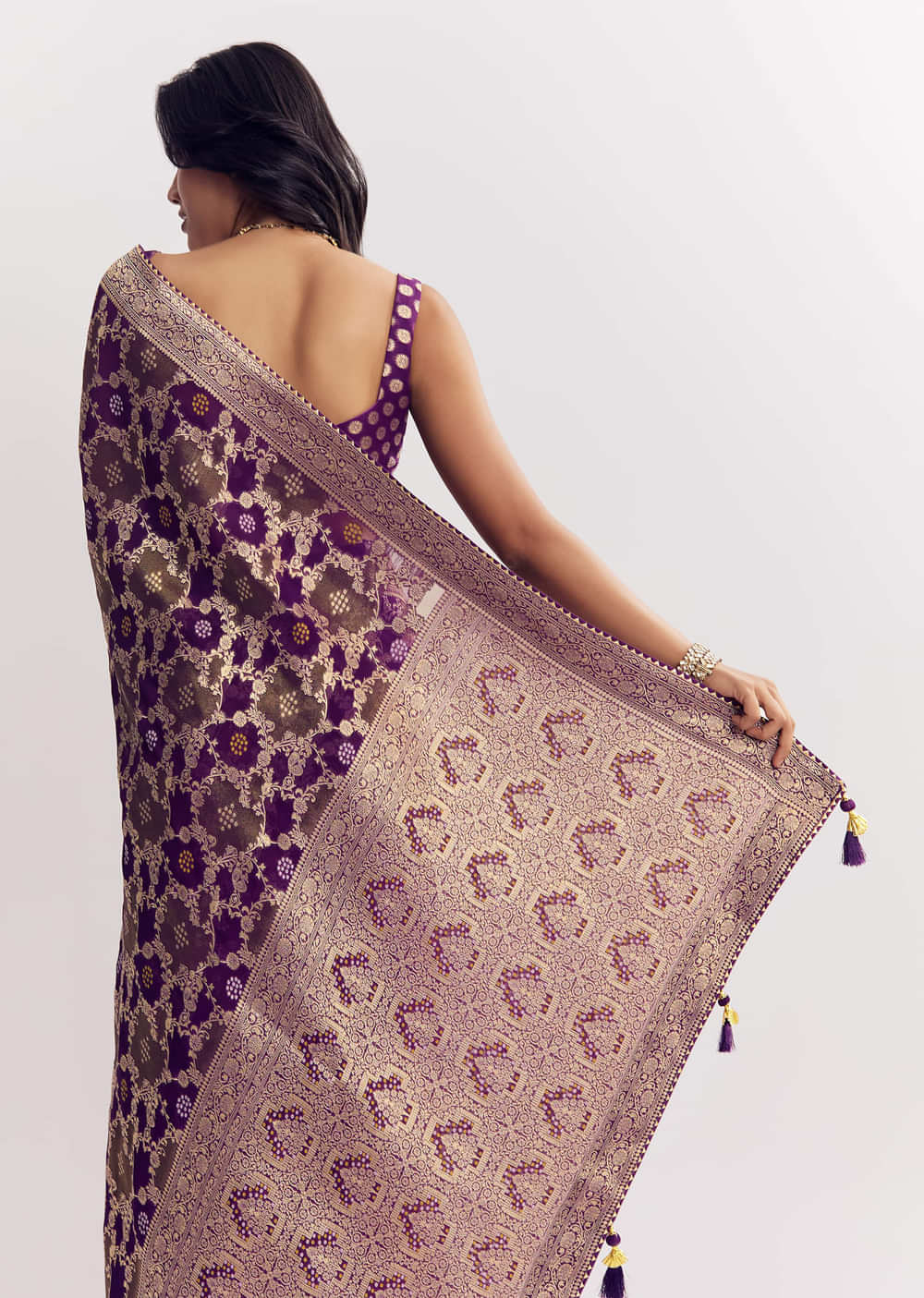 Purple Shaded Georgette Saree With Zari Jaal Work